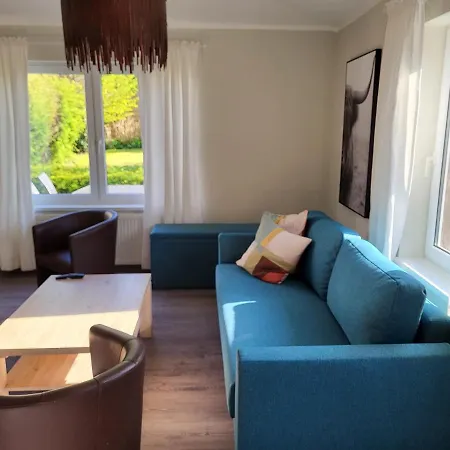 - Mit Garten Und Terrasse - 2023 Neu Renoviert *