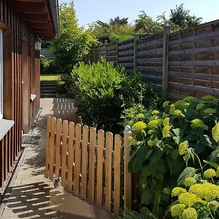 - Mit Garten Und Terrasse - 2023 Neu Renoviert * Bad Doberan